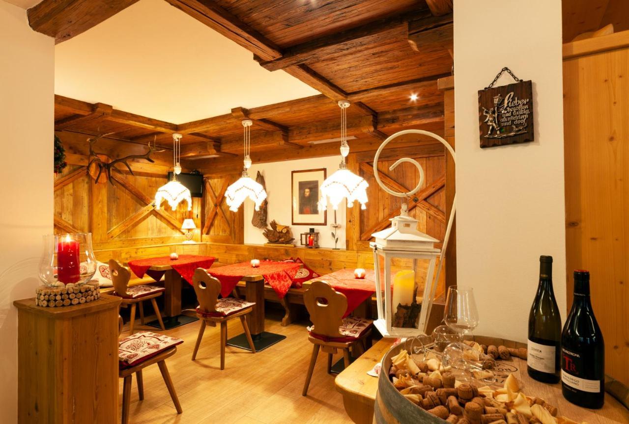 Hotel Tirol- Natural Idyll Montesover Exterior photo